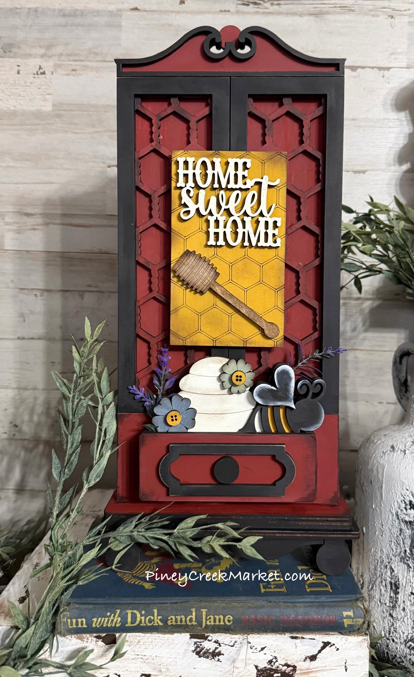 Adorable New Single Cabinet with Lattice design with Home sweet home insert included (other inserts available)