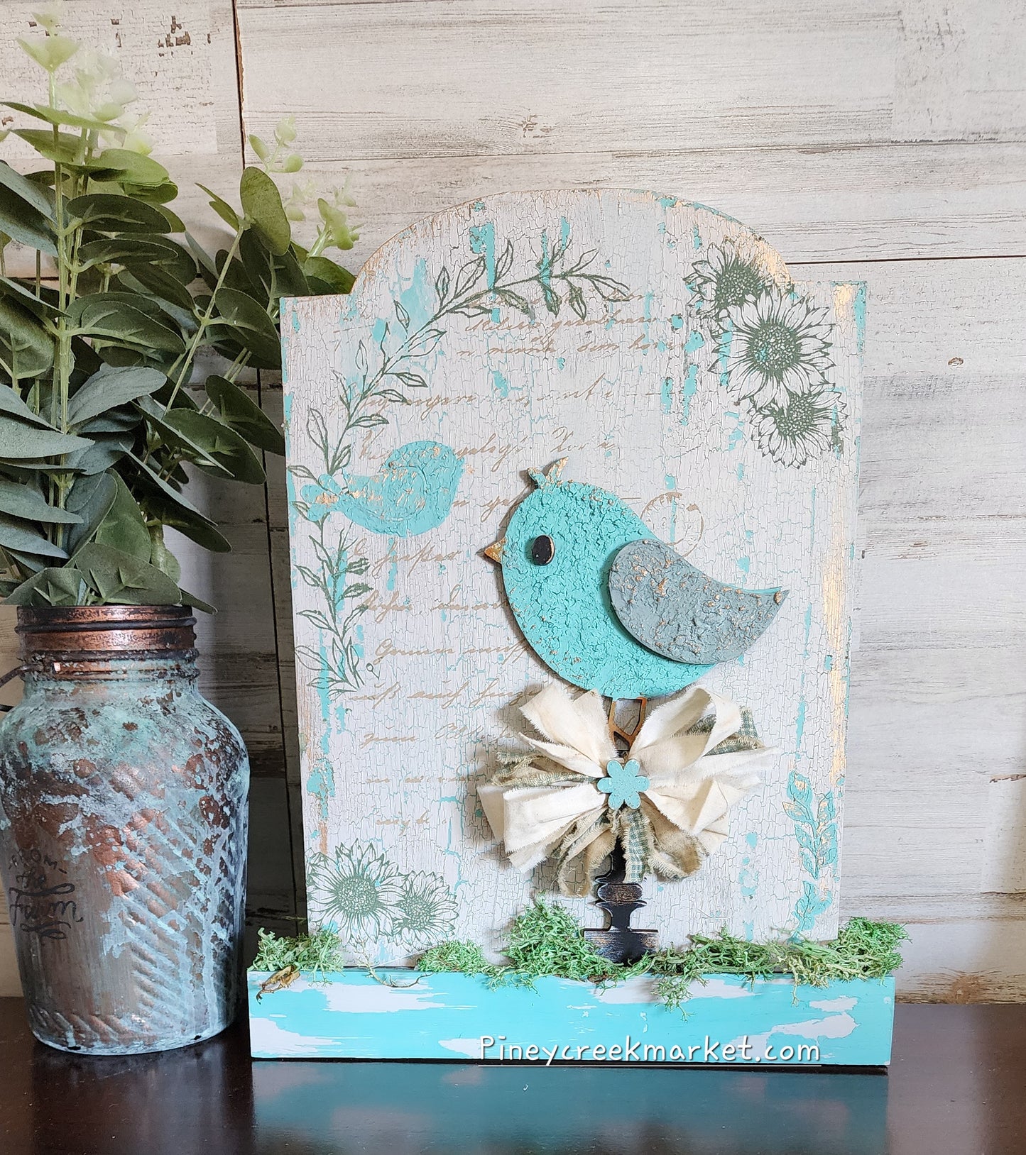 Bird and Spindle on a super cute board and base!🩵