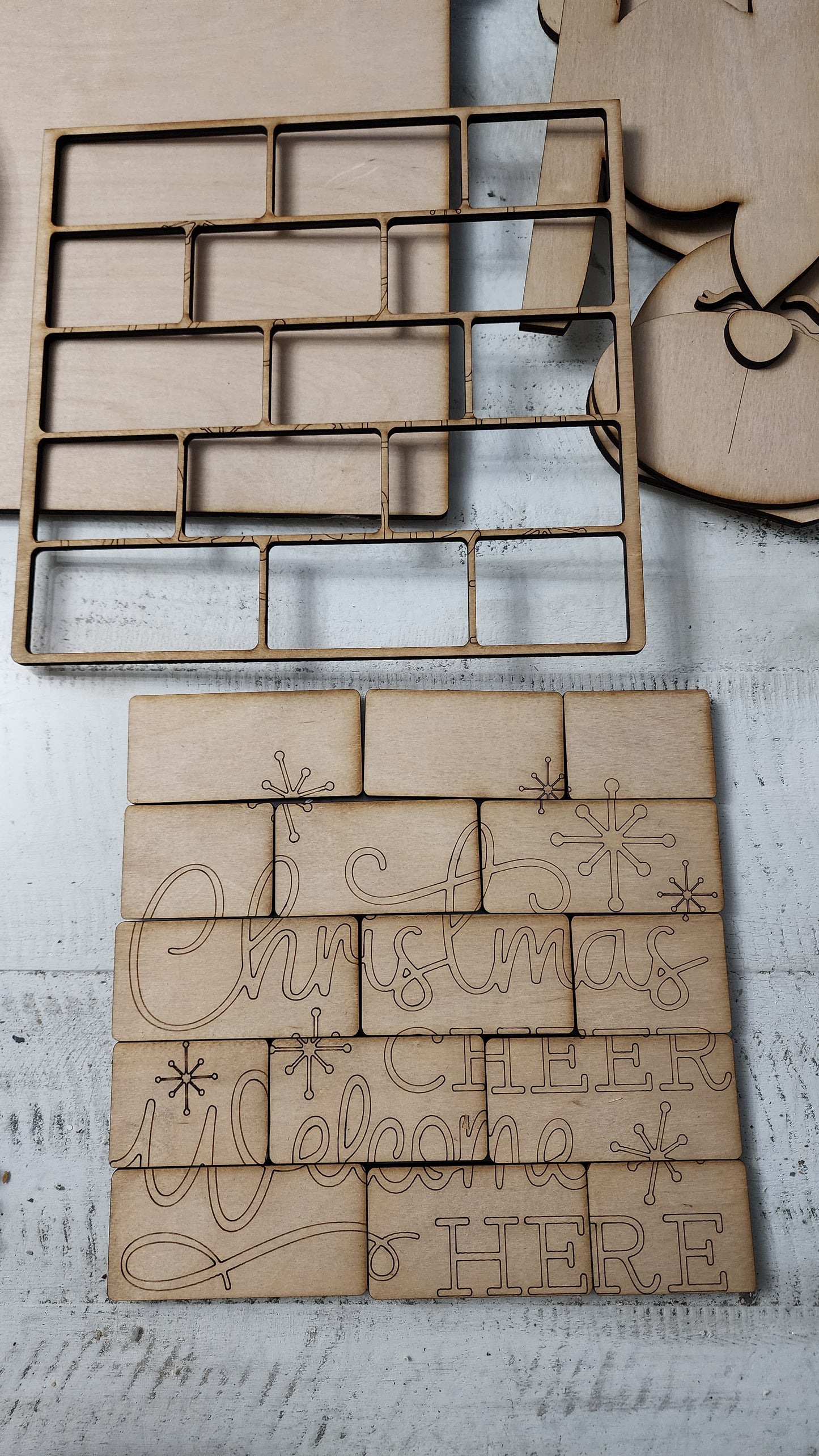 Reindeer down the Chimney Christmas Door Hanger class Kit