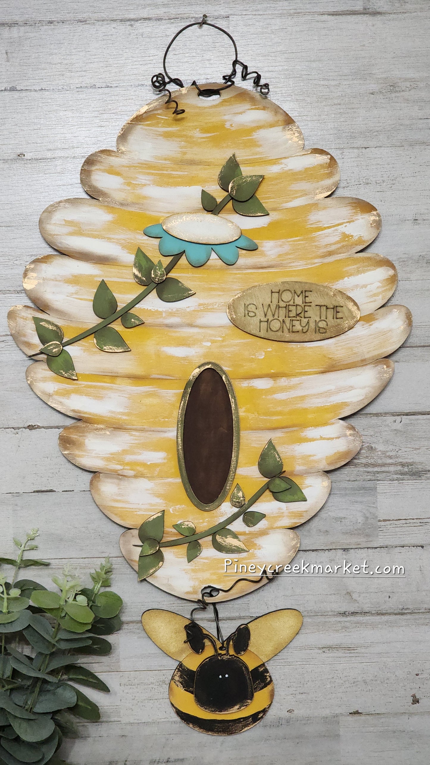 Bee Hive Door hanger 🐝