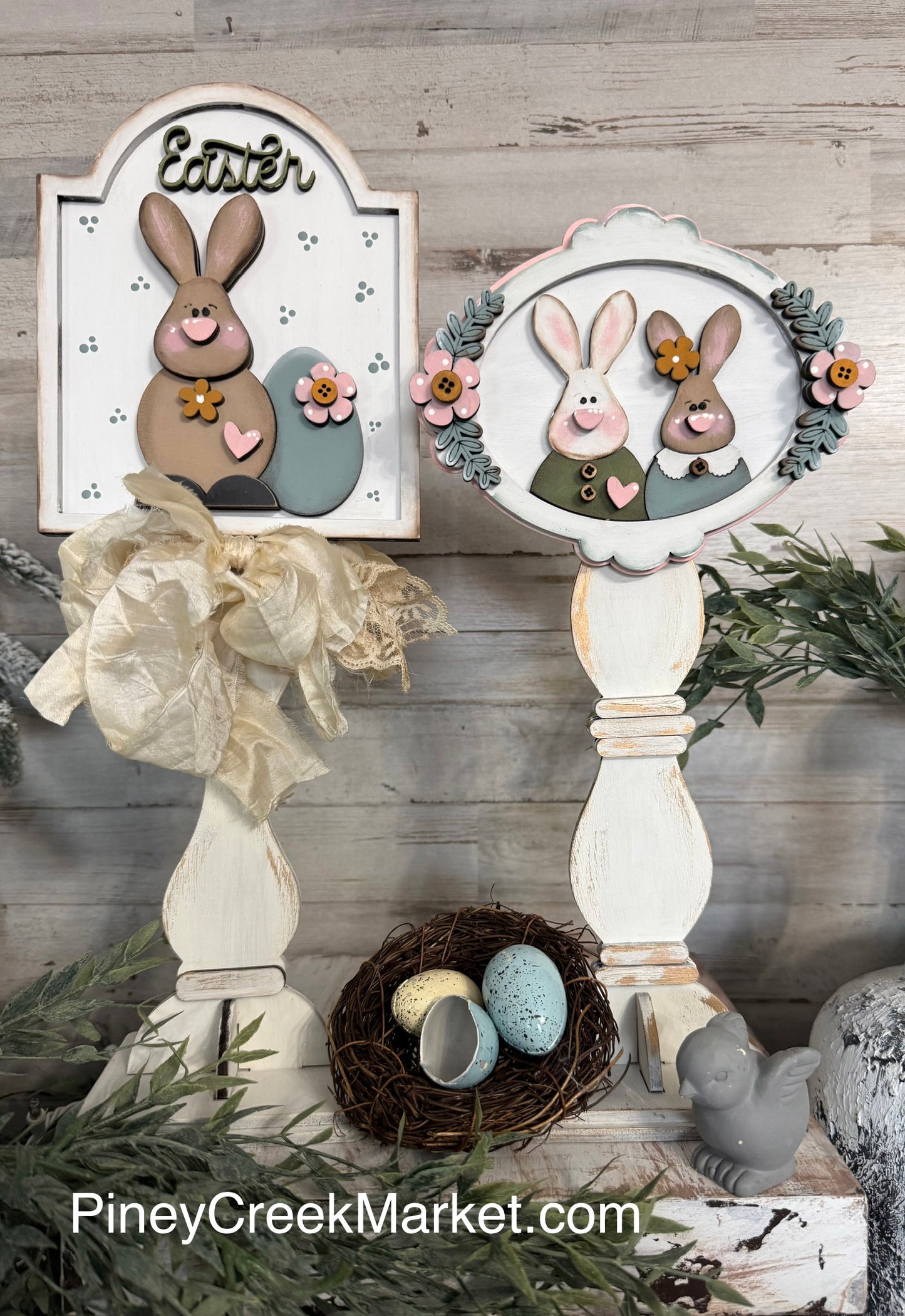 Easter Bunnies set Fits interchangeable spindle base!