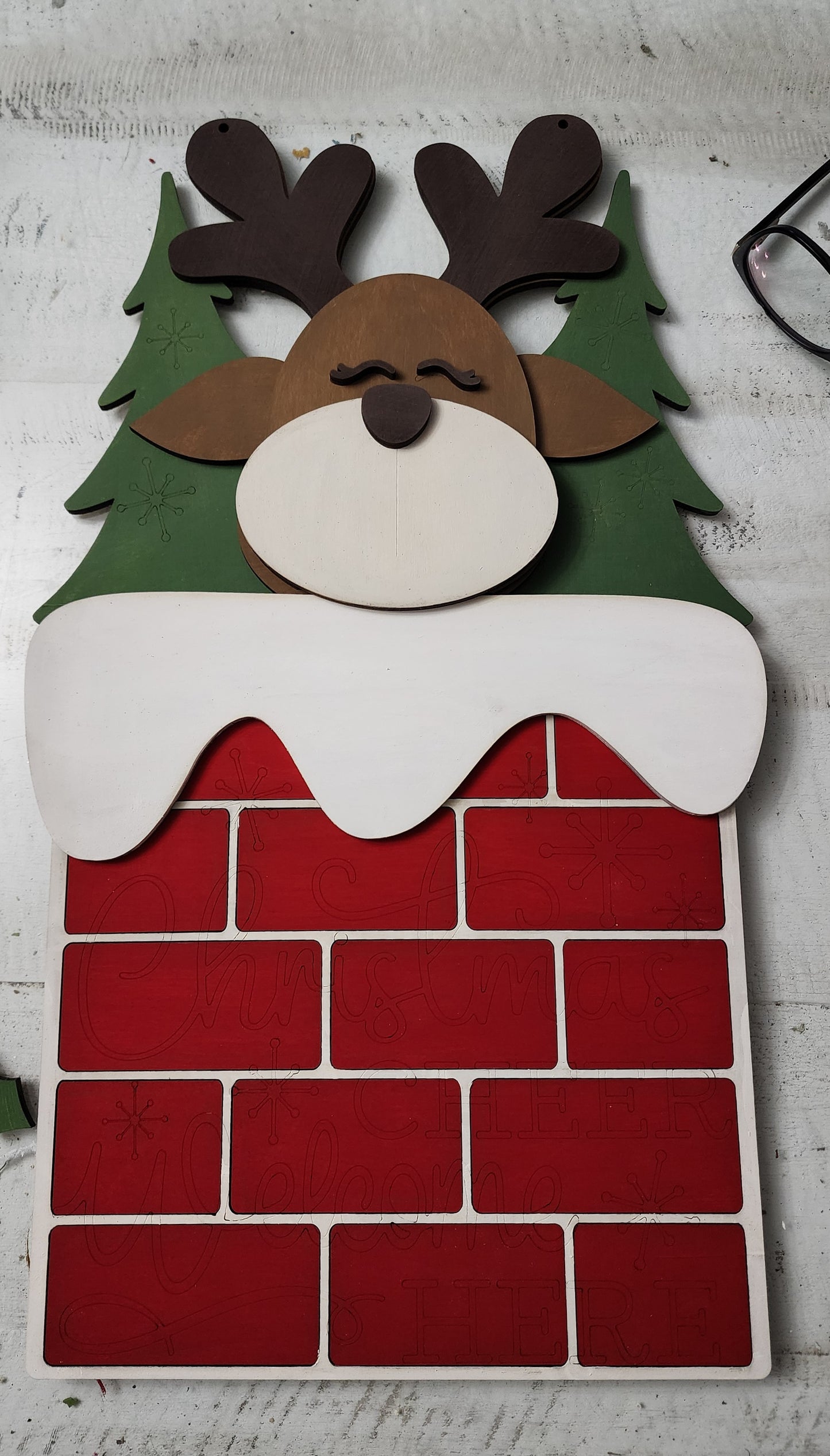 Reindeer down the Chimney Christmas Door Hanger class Kit