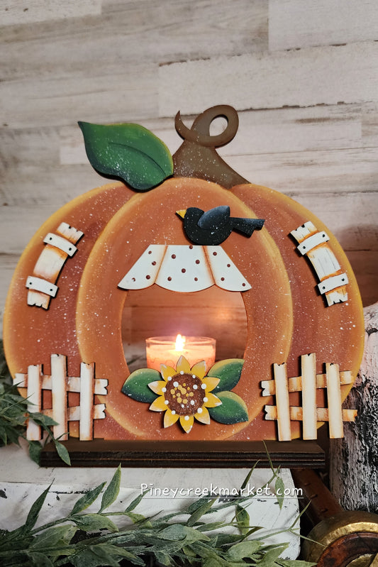 Pumpkin House add a candle or tea lights Class in late August