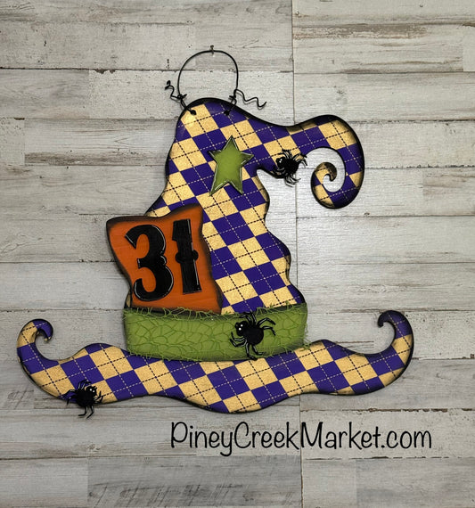 Witch’s Hat October 31 Halloween door hanger!