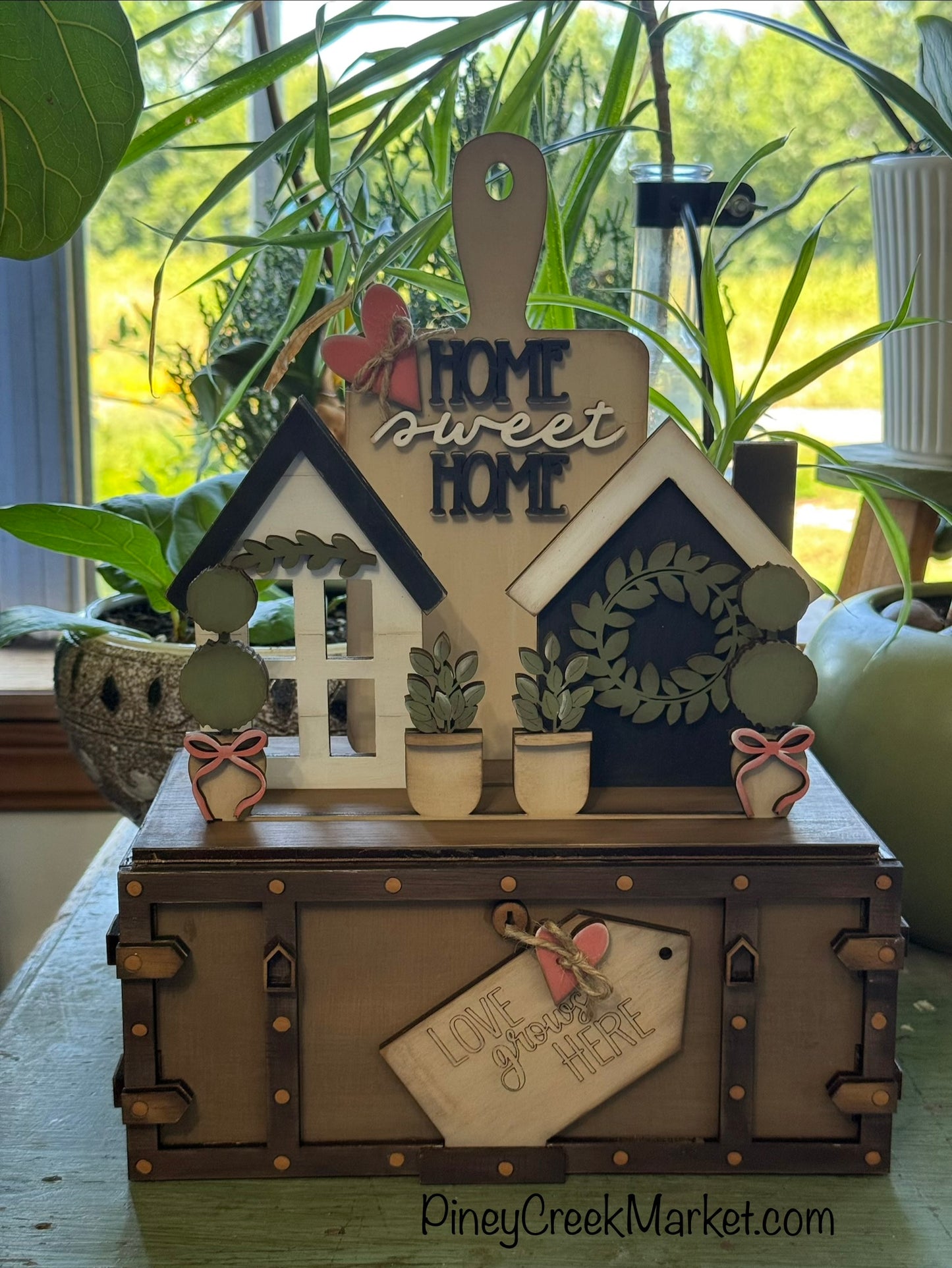 NEW Vintage trunk and Home Sweet Home insert! Interchange 🥰