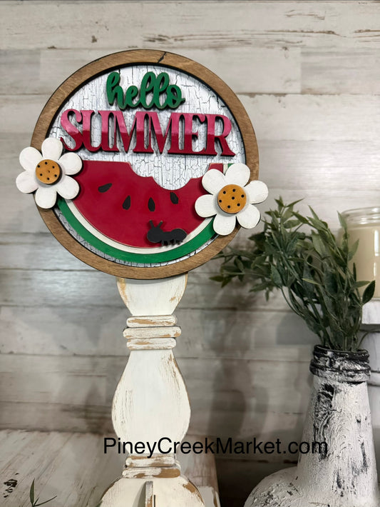 Spindle bases for interchangeable signs! Includes a medium and tall base ready to paint