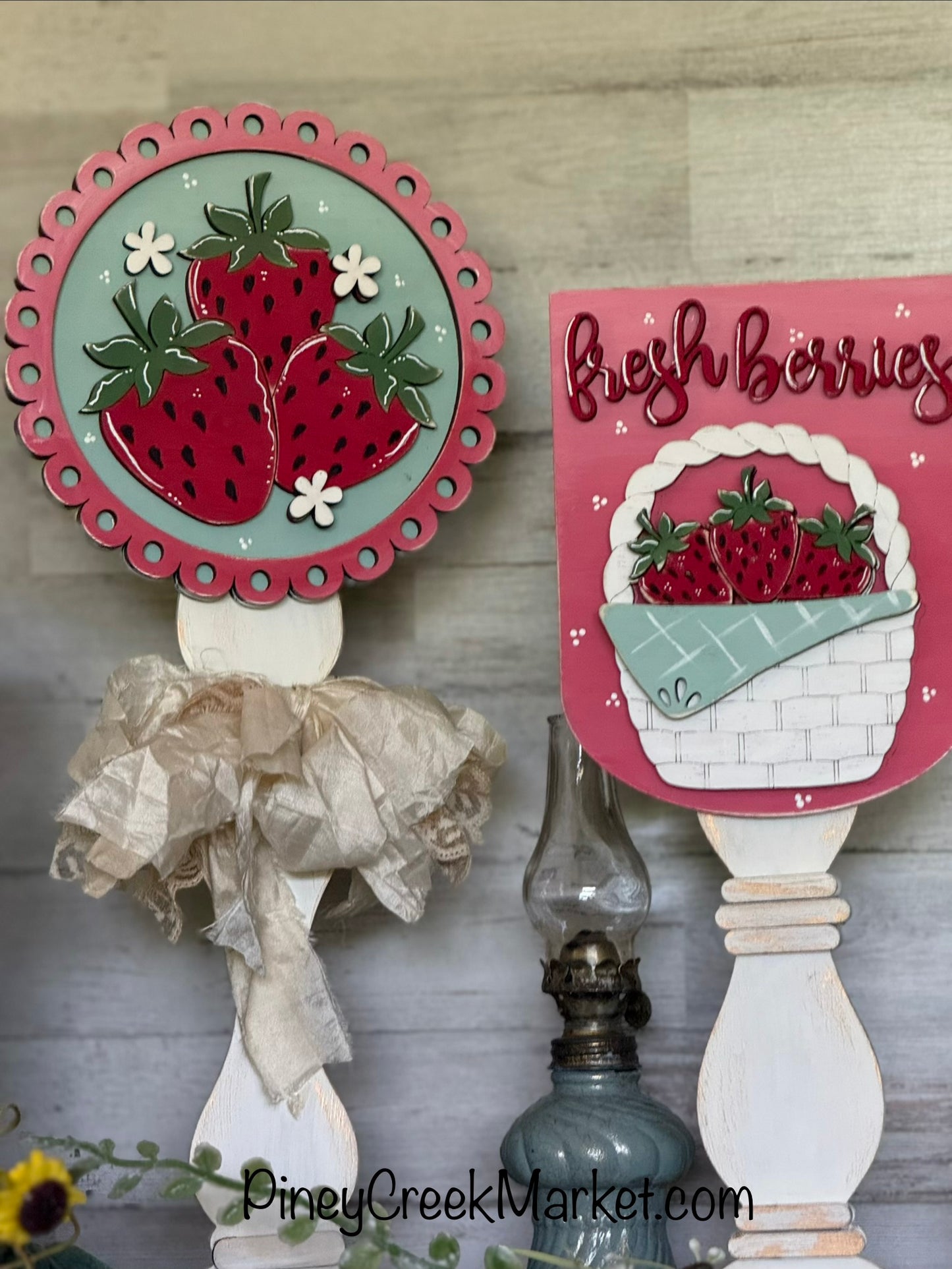 Strawberries Fits interchangeable spindle base!
