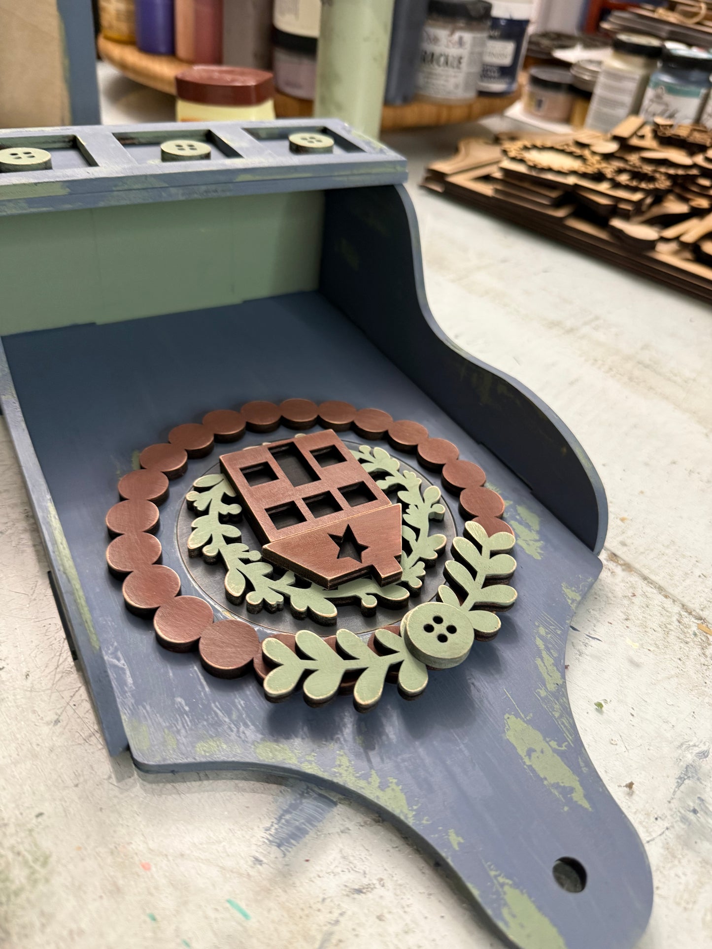 Salt Box! Medium size Display box!